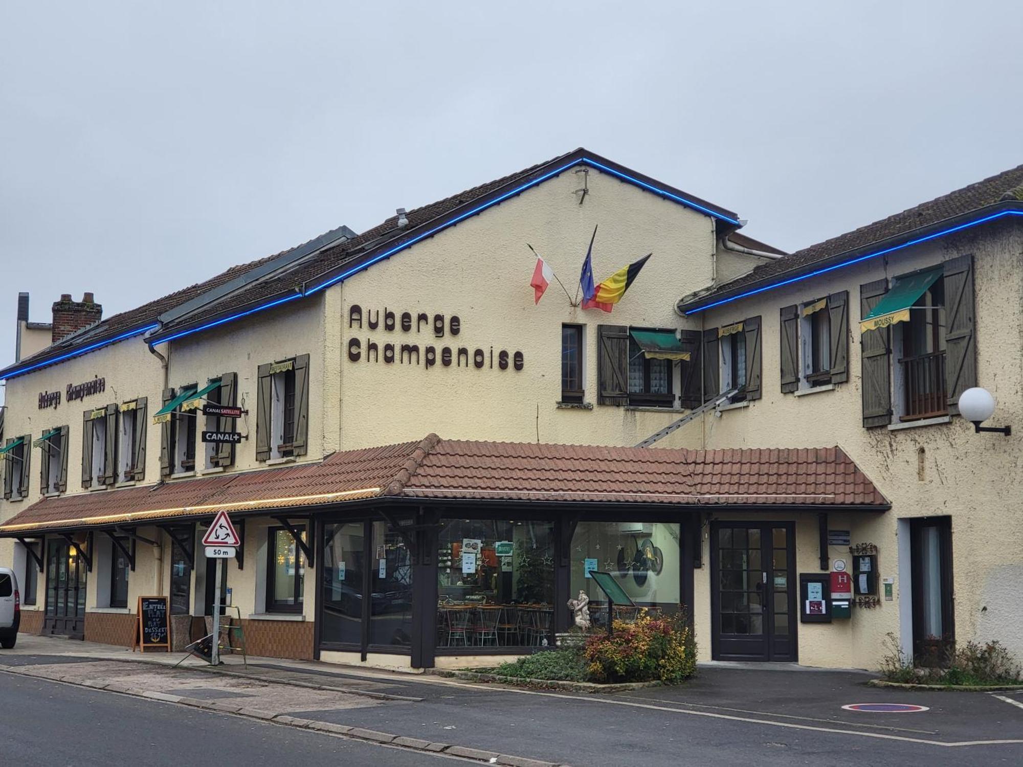 莫斯 香槟客栈酒店 外观 照片